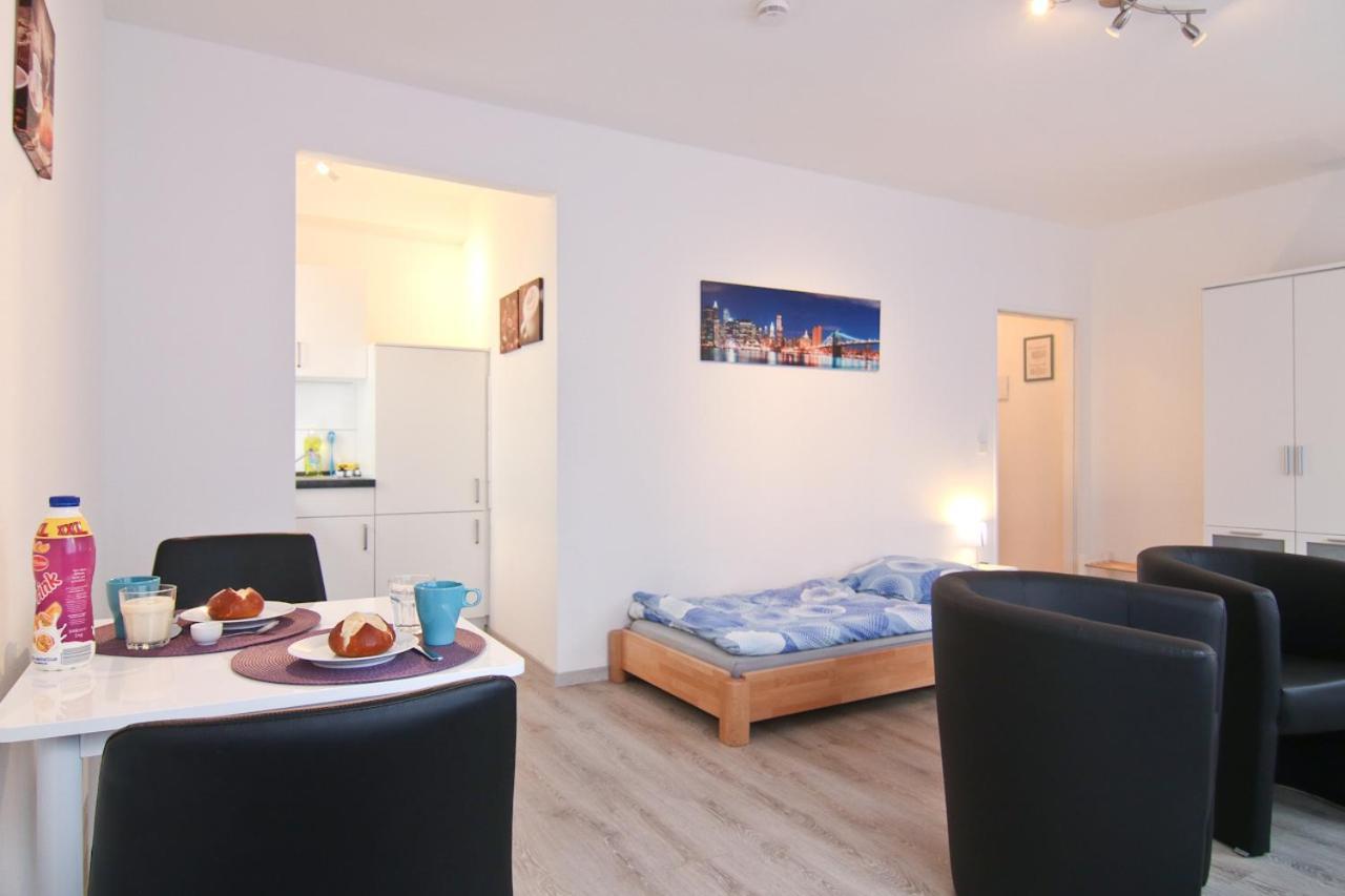 Apartmondo Ferienapartments Oberhausen  Esterno foto