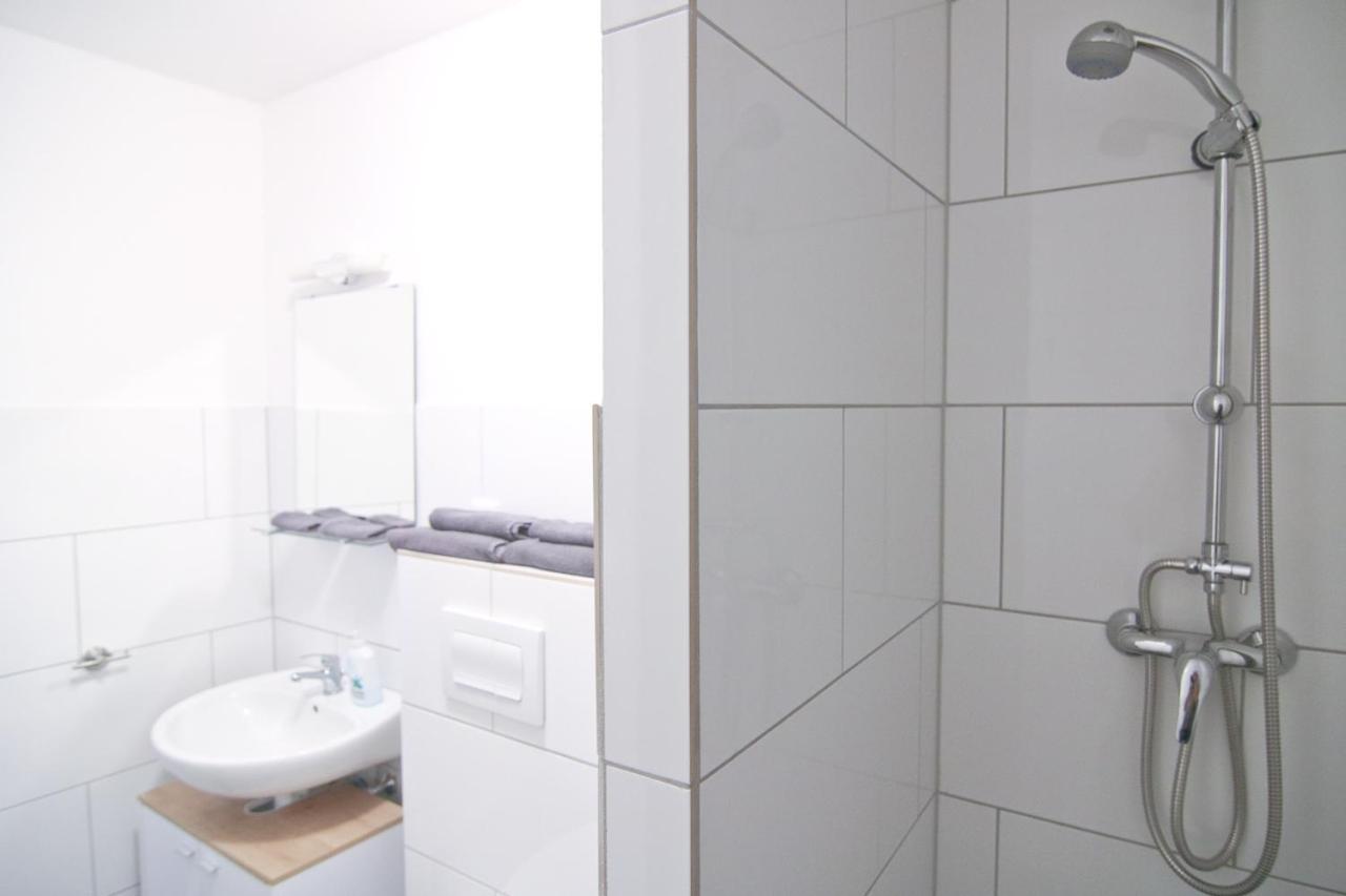 Apartmondo Ferienapartments Oberhausen  Esterno foto