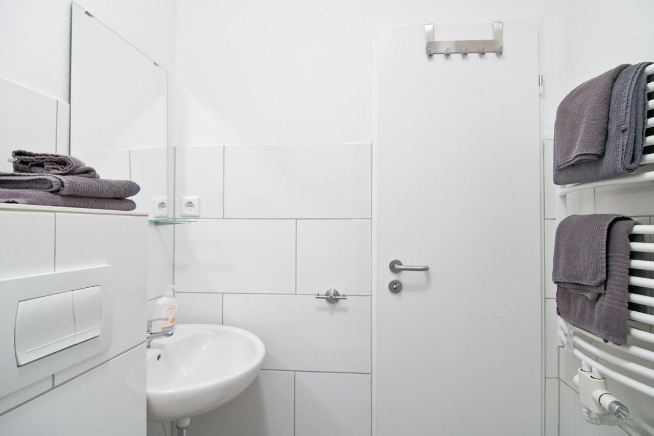 Apartmondo Ferienapartments Oberhausen  Esterno foto
